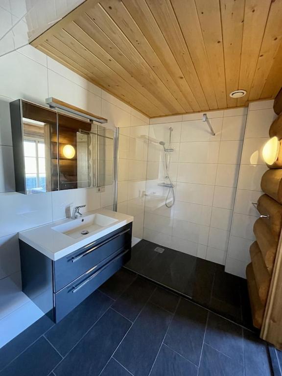 Unieke Houten Villa Met Sauna In Twente - 5P Den Ham ภายนอก รูปภาพ